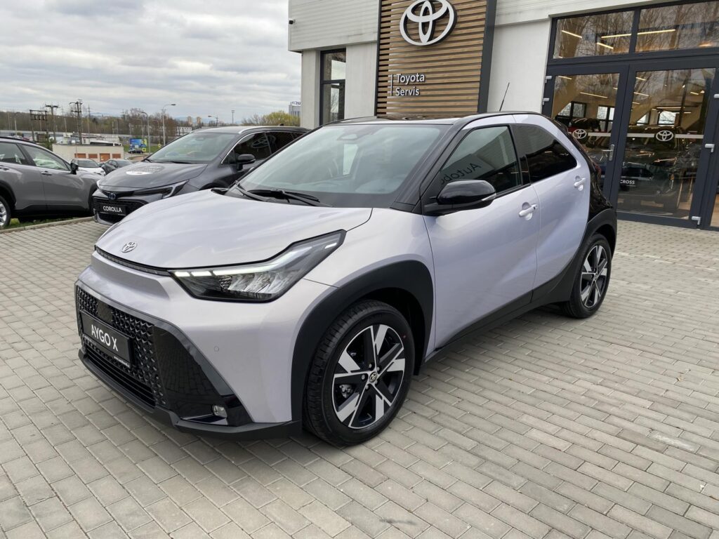 Toyota Aygo X  1.5 HEV STYLE SMART