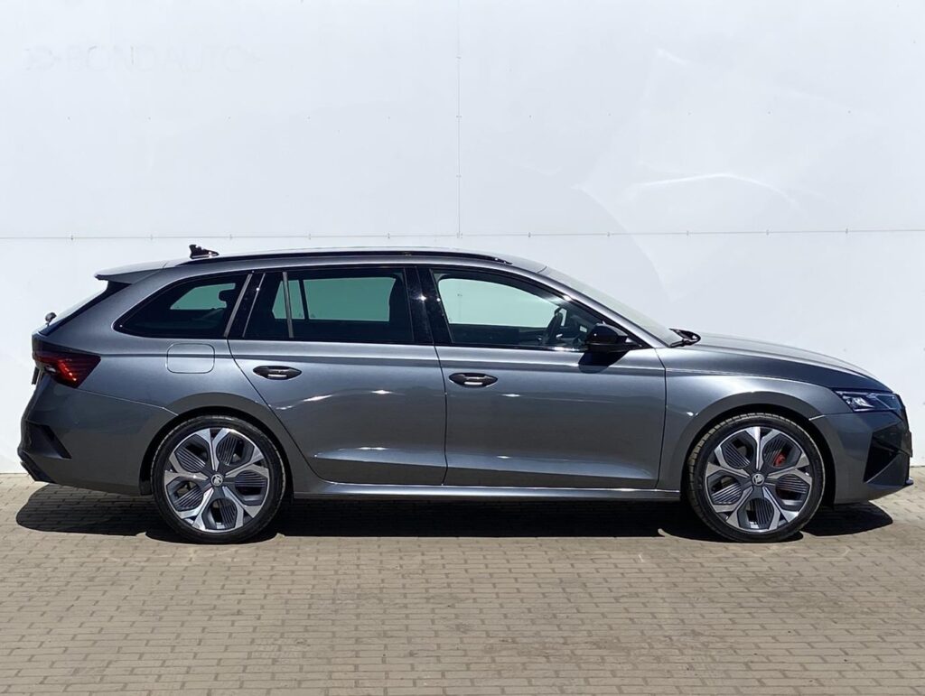 Škoda Octavia  2.0 TSI DSG / 195 kW RS