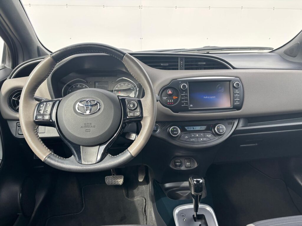 Toyota Yaris  1.5 VVT-i Selection AT