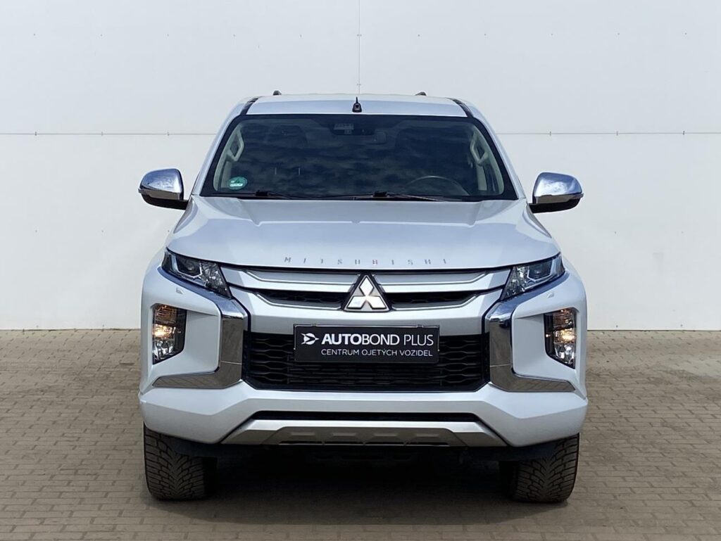 Mitsubishi L200  2.2 D-iD 127kW 4WD Intense