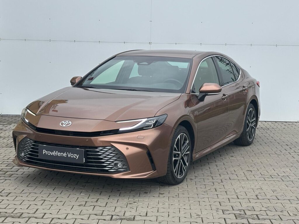 Toyota Camry  2.5 Hybrid e-CVT Prestige