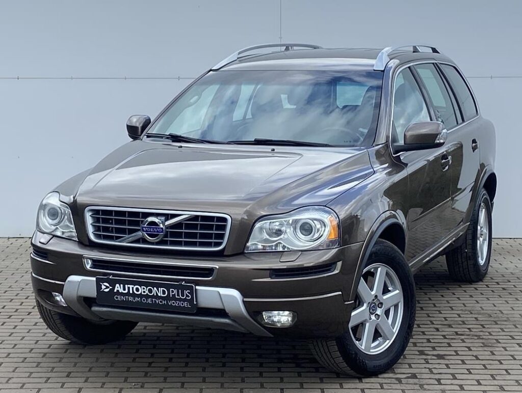 Volvo XC90  2.4 D5 147kW AWD AT Kinetic