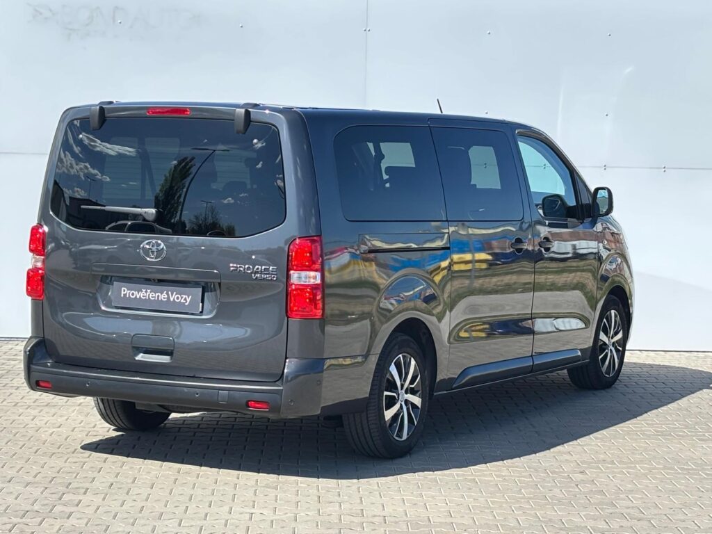 Toyota Proace Verso  2,0 D-4D 8AT L2 Family Webasto