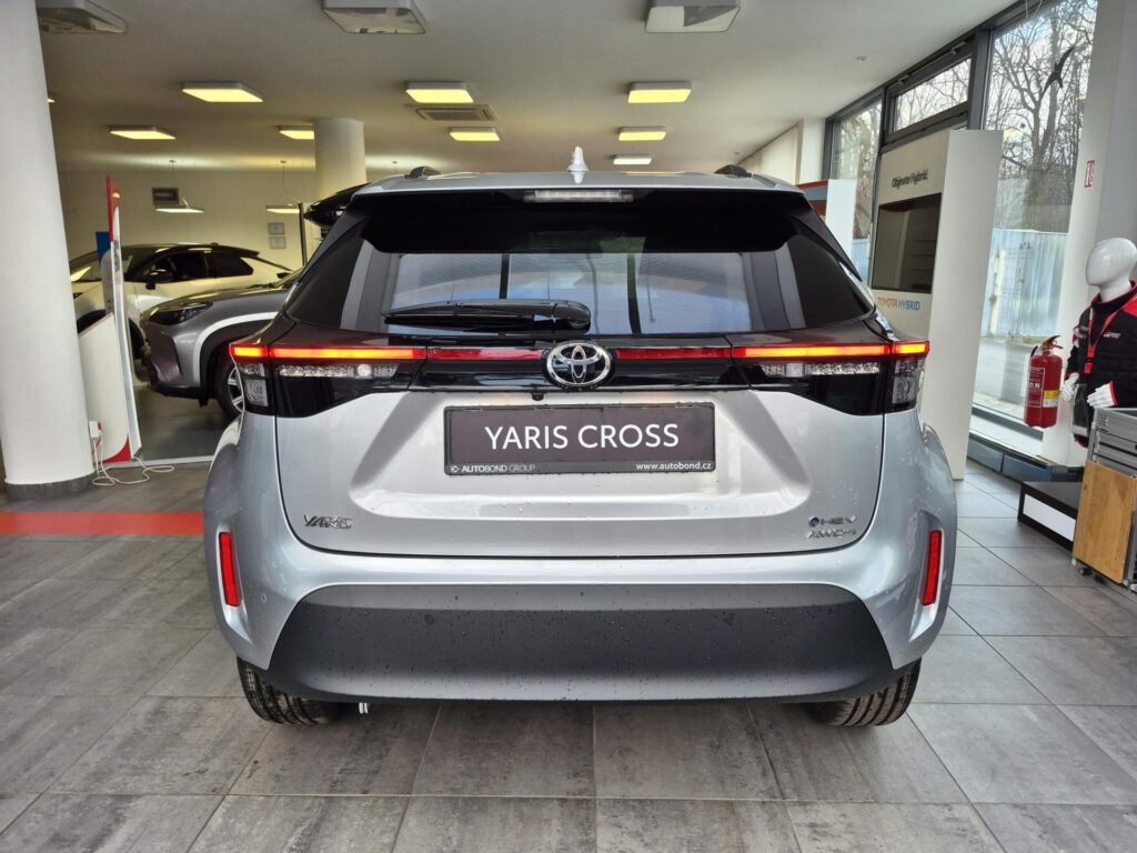 Toyota Yaris Cross  Style 4x2 1.5 Hybrid 115 (115 k)