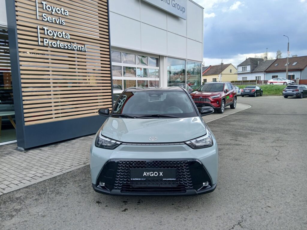 Toyota Aygo X  Style 1,5 HEV CVT 115k
