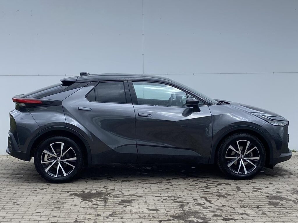 Toyota C-HR  2.0 HSD e-CVT Style