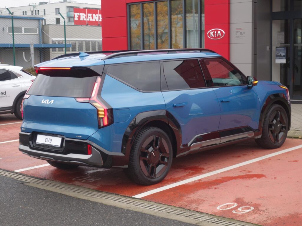 KIA EV9  GT LINE 4×4+RELAX
