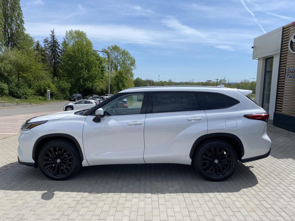 Toyota Highlander  2.5 HEV Executive Skyview JBL
