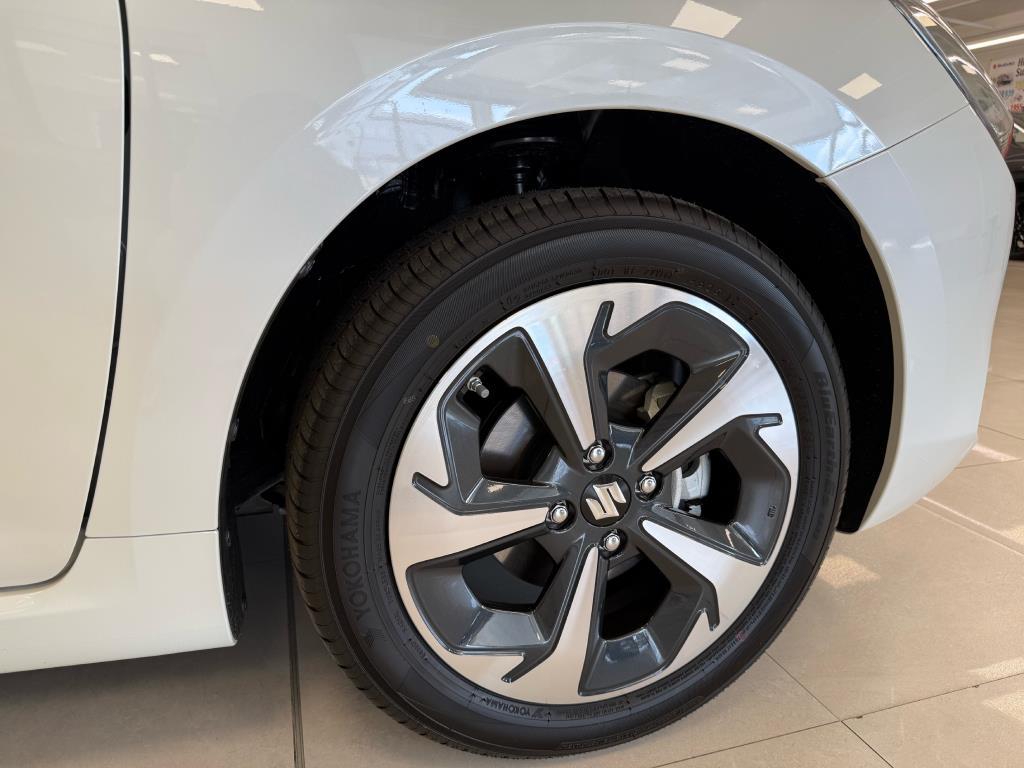 Suzuki Swift  ELEGANCE 1.2 HYBRID CVT 4x2 MY26