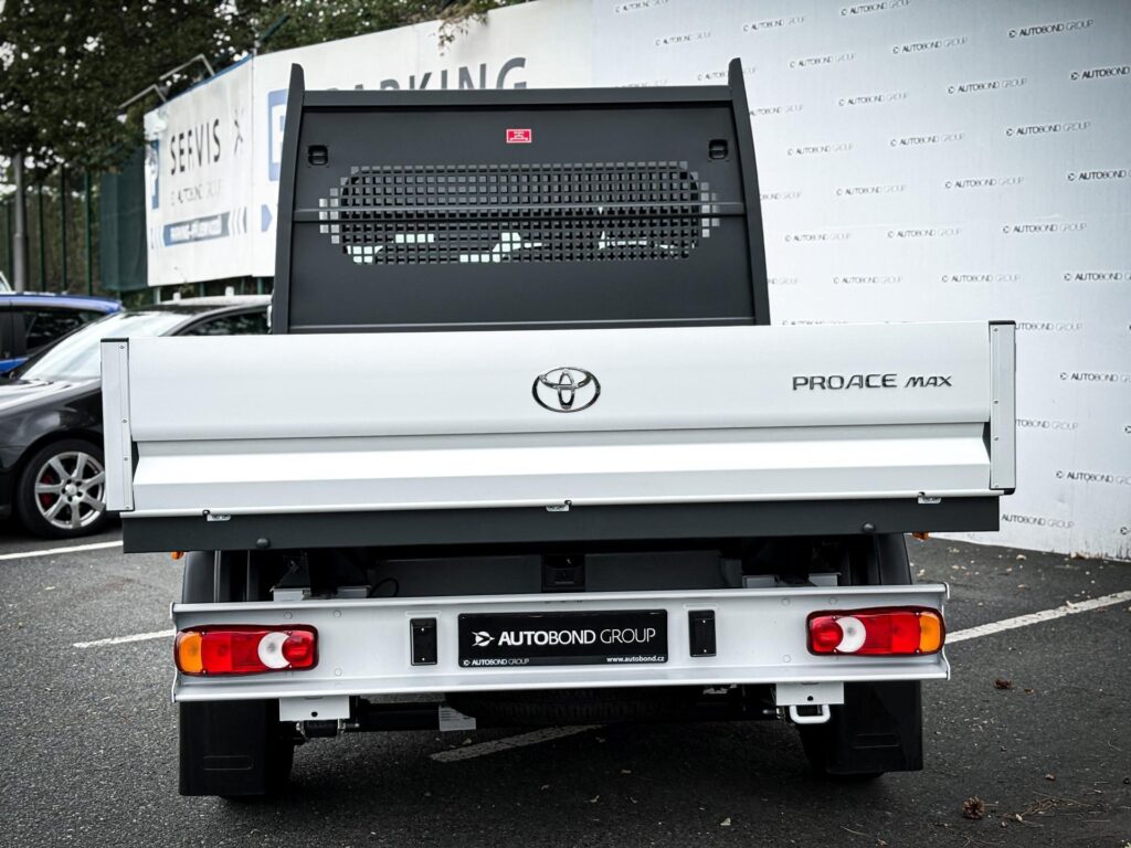 Toyota Proace Max  2.2D 140PS 6MT L4H1 Dropside CC Active 7S