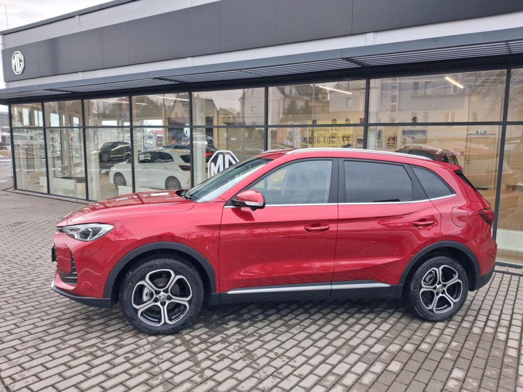 MG ZS  ELEGANCE 1.5 85kW 5MT