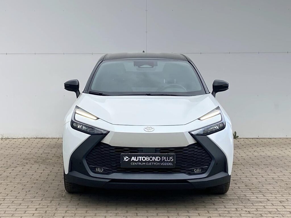 Toyota C-HR  2.0 HSD e-CVT Style