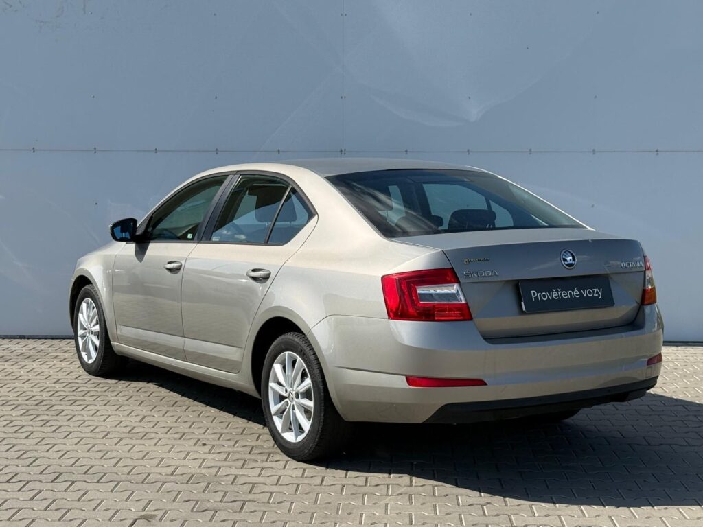 Škoda Octavia  1.2 TSI / 77 kW