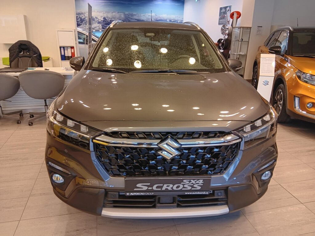 Suzuki S-Cross  ELEGANCE 1,4 HYBRID M/T 4x4 MY25