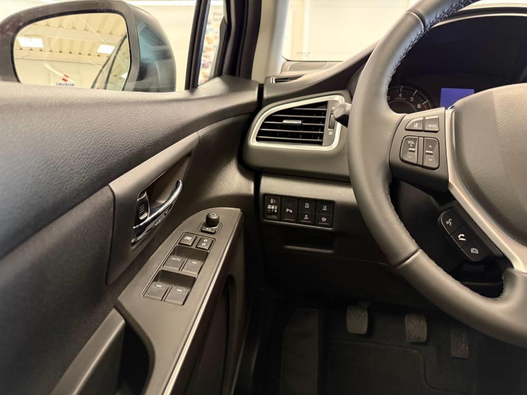 Suzuki S-Cross  PREMIUM 1,4  M/T 4x4 MY25