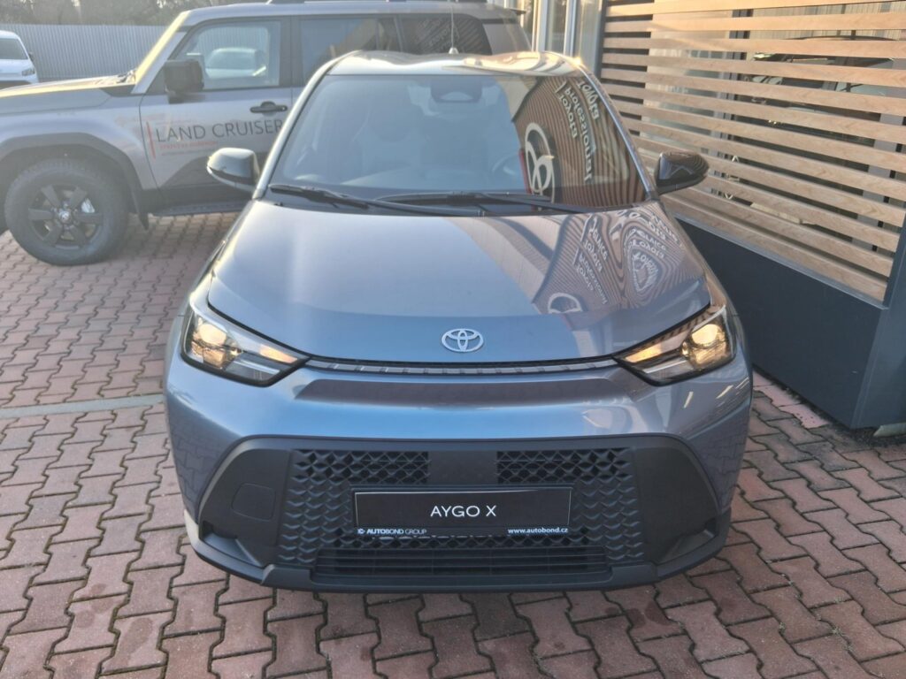 Toyota Aygo X  1,5 HEV 116K COMFORT