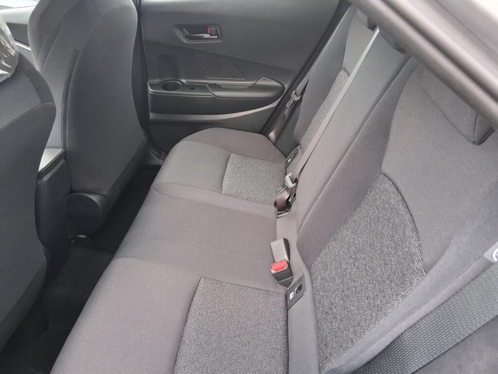 Toyota C-HR  1,8 HEV COMFORT BUSINESS