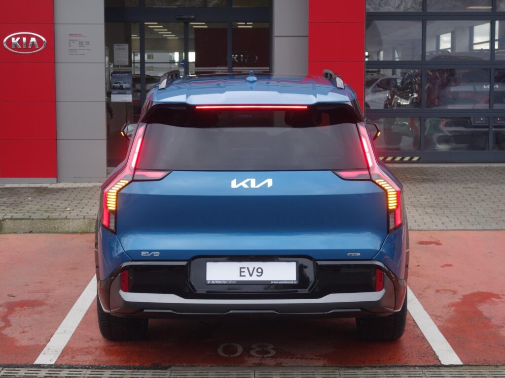 KIA EV9  GT LINE 4×4+RELAX