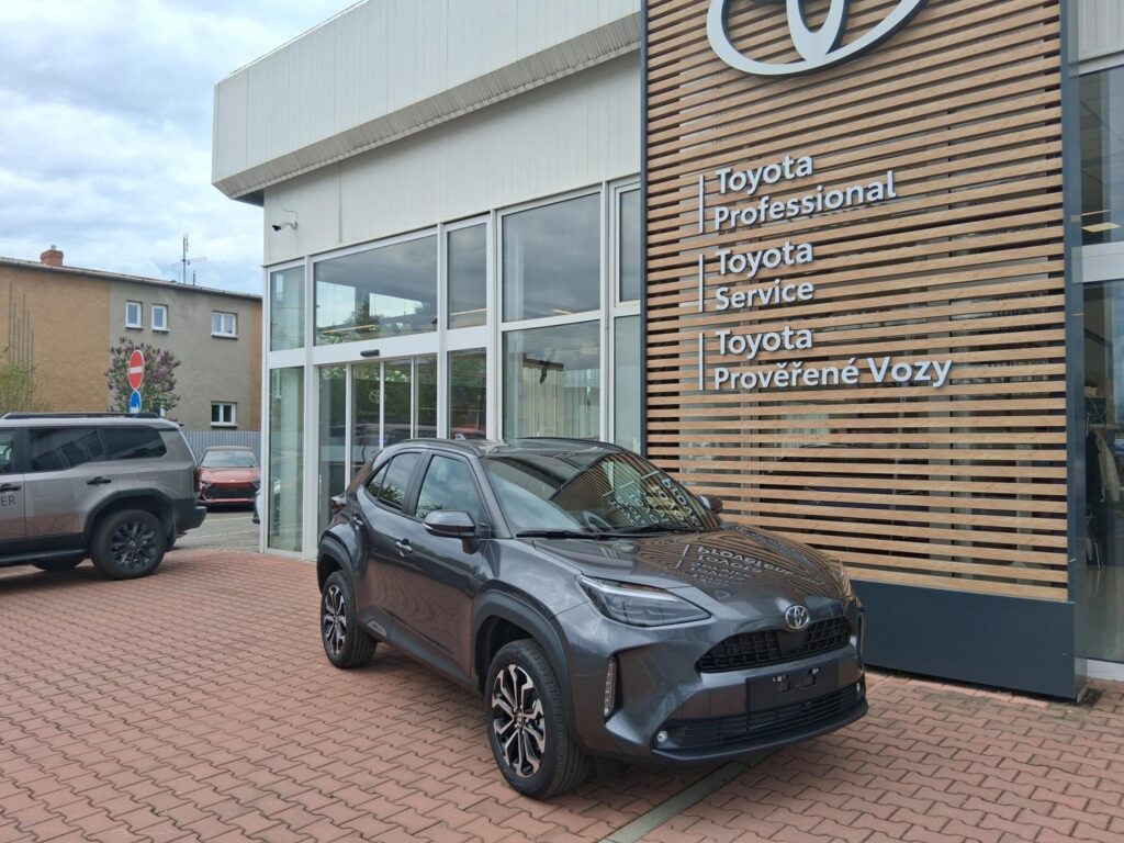 Toyota Yaris Cross  1,5 HEV 116K STYLE
