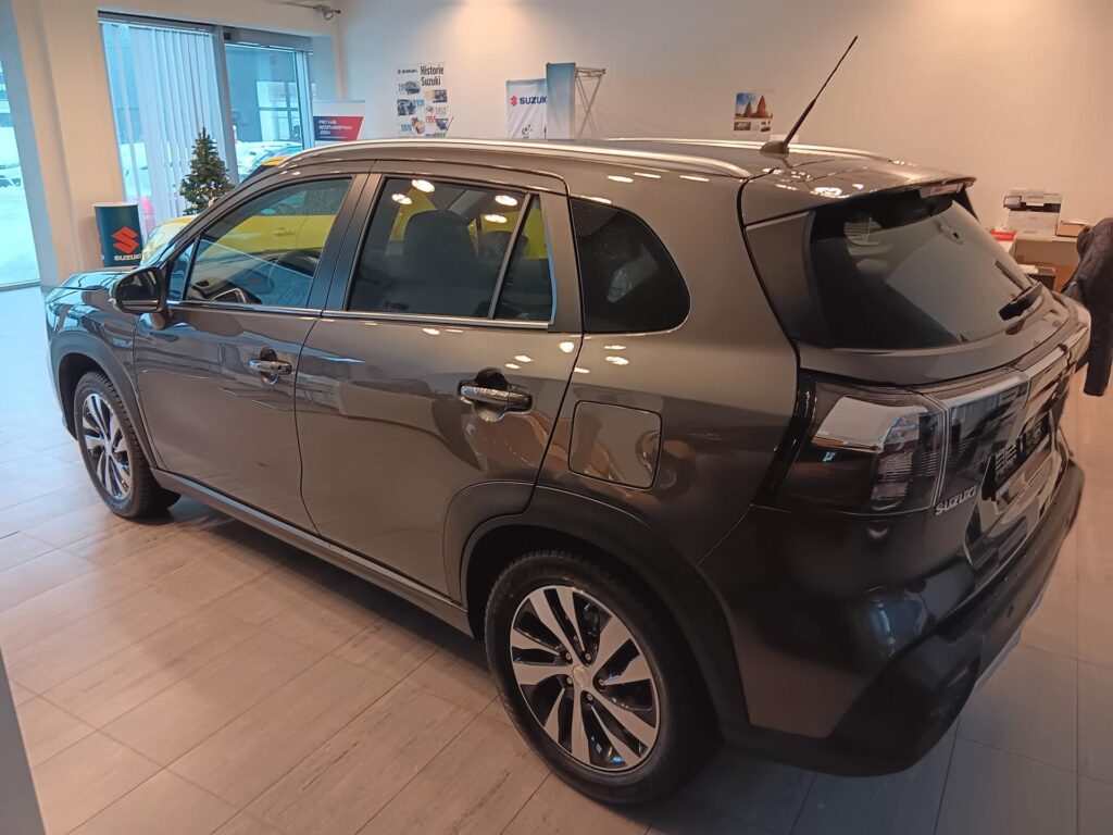 Suzuki S-Cross  ELEGANCE 1,4 HYBRID M/T 4x4 MY25