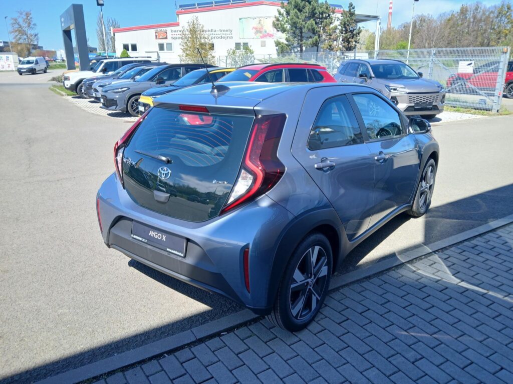 Toyota Aygo X  1,5 Hybrid Comfort