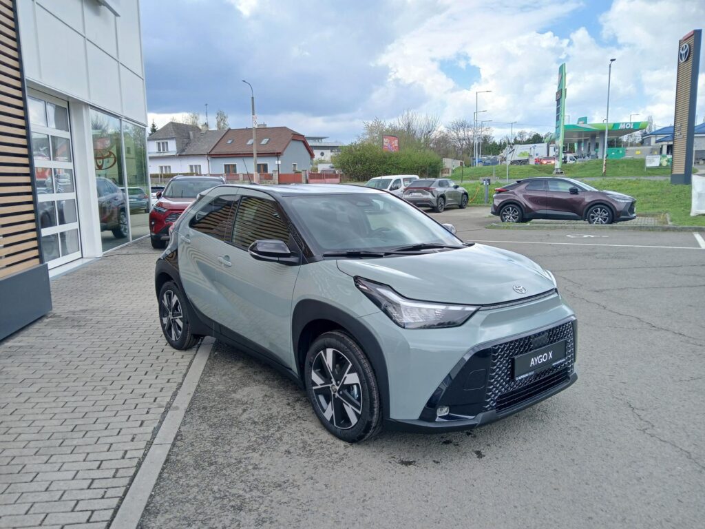 Toyota Aygo X  Style 1,5 HEV CVT 115k