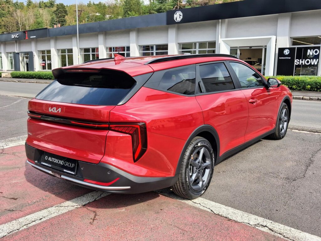 KIA K4  EXCLUSIVE 1.6 T-GDi 110kW 7DCT
