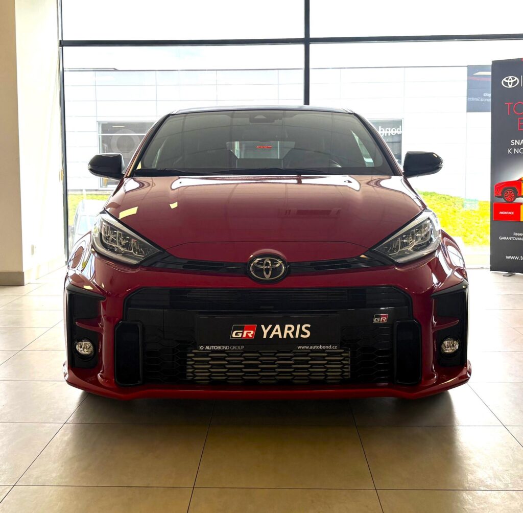 Toyota GR Yaris  1,6L MT 4x4, Dynamic + Sport paket
