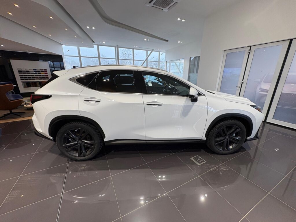 Lexus NX 450h+  Prestige 4x4