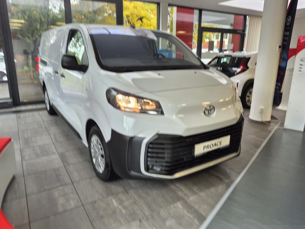 Toyota ProAce  Active MultimediaNAV I4D - Panel Van L2, 2.0L Diesel (144 hp)