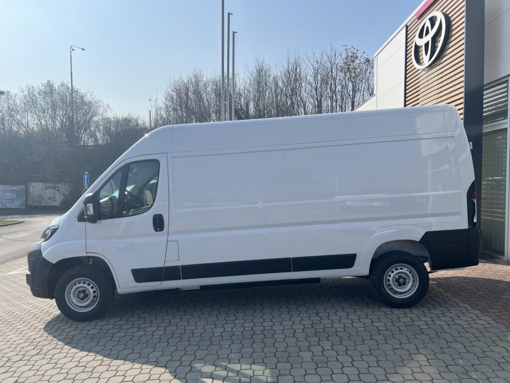 Toyota ProAce  Panel Van L3H2 4D 110kWh