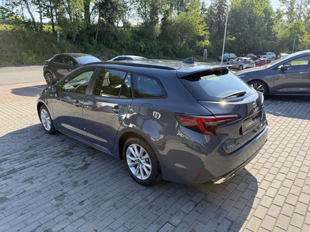 Toyota Corolla  1.8 hybrid e-CVT