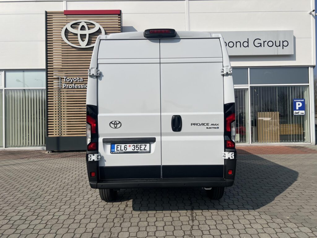 Toyota ProAce  Panel Van L3H2 4D 110kWh