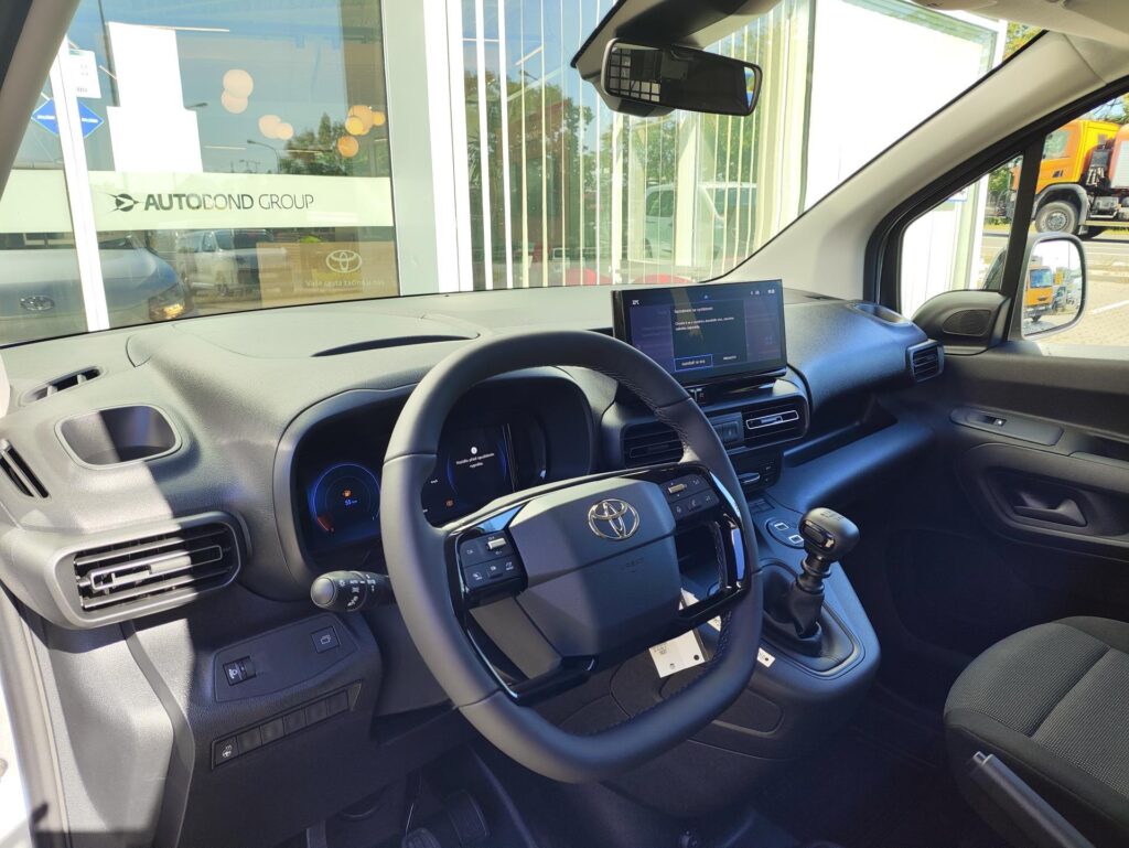 Toyota Proace City  1.5D 6MT CrewCab 5S Comfort
