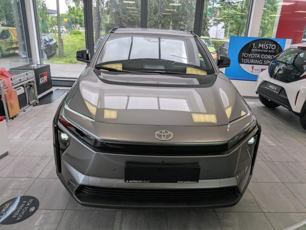 Toyota bZ4X  Style (224 koní) akumulátor 73,1 kWh
