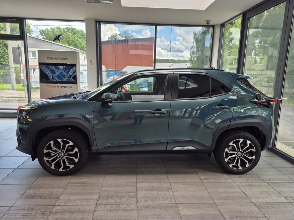 Toyota Yaris Cross  Style 1.5 Hybrid 115 (115 k)