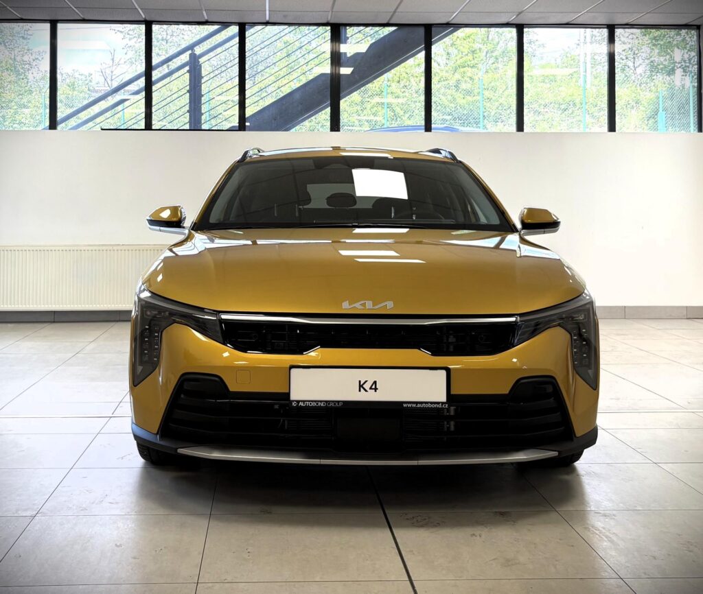 KIA K4  1,6 T-GDi GPF 7DCT TOP 110 KW