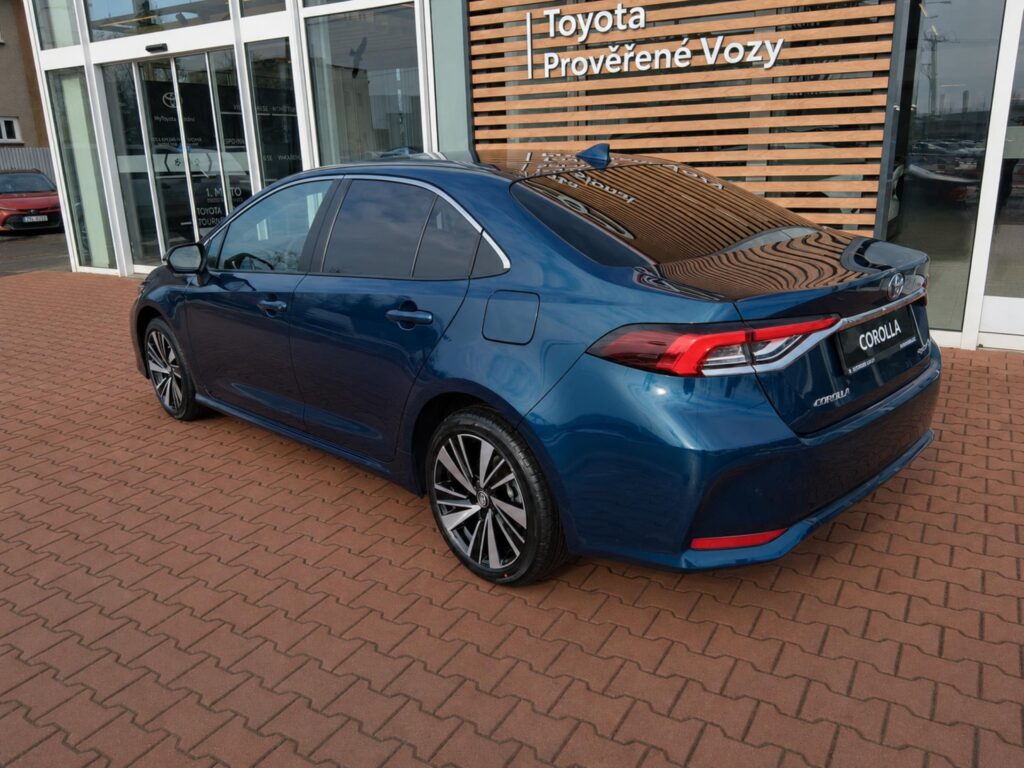Toyota Corolla  1,8 HEV 140K STYLE