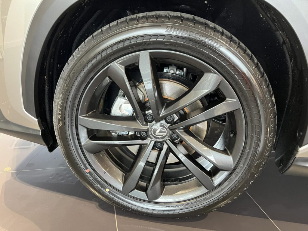 Lexus NX 350h  PRESTIGE 4x4