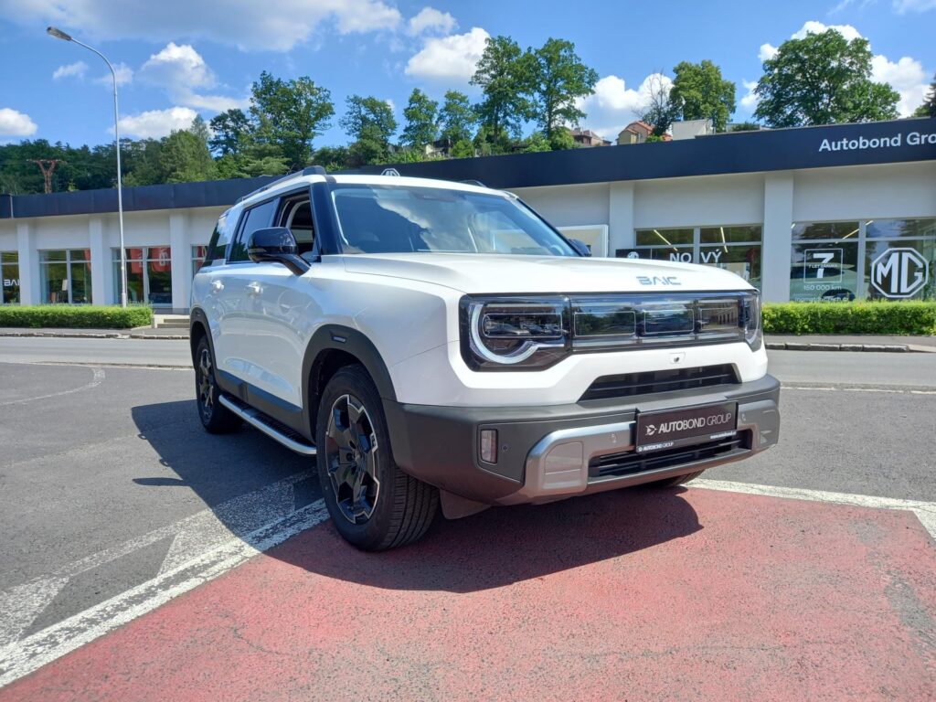 BAIC BJ30  ALL IN 1.5T 209kW HEV 4×4