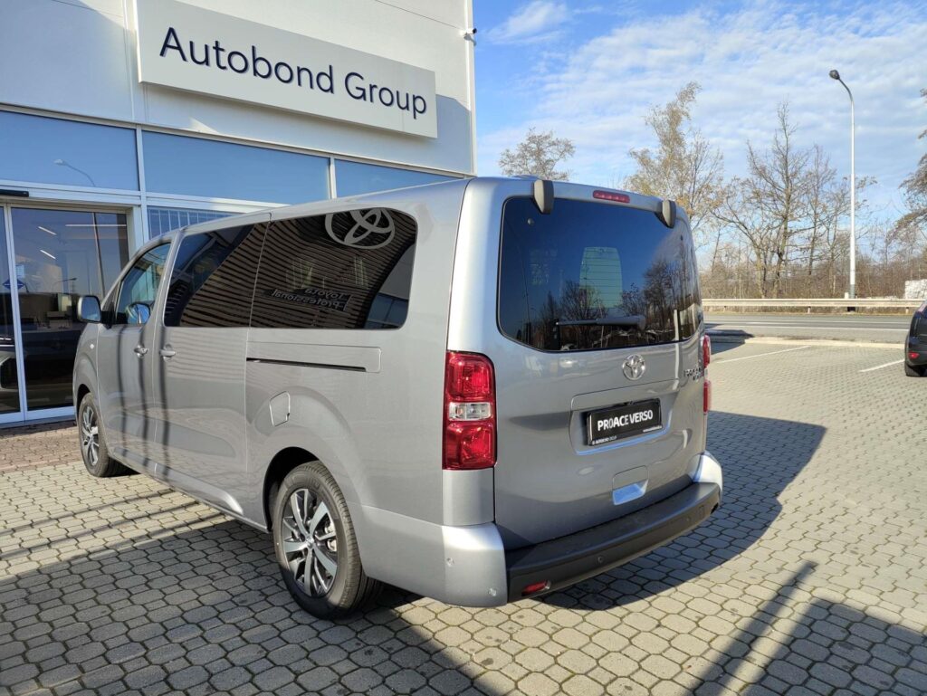 Toyota Proace Verso  2.2D 180 HP 8AT Family Webasto 8S L2