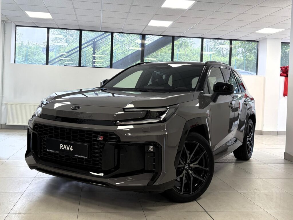 Toyota RAV4  2.5 Hybrid,e-CVT (4x4),GR SPORT, SKLADEM