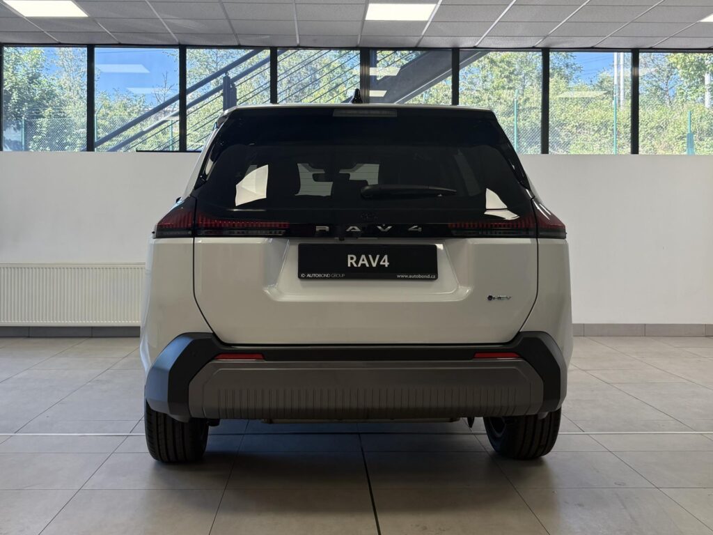 Toyota RAV4  2.5 HEV, e-CVT (4x4), Executive !SKLADEM!