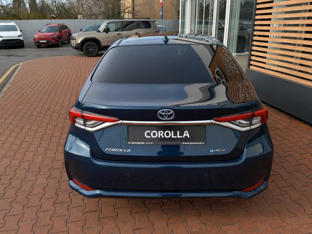 Toyota Corolla  1,8 HEV 140K STYLE