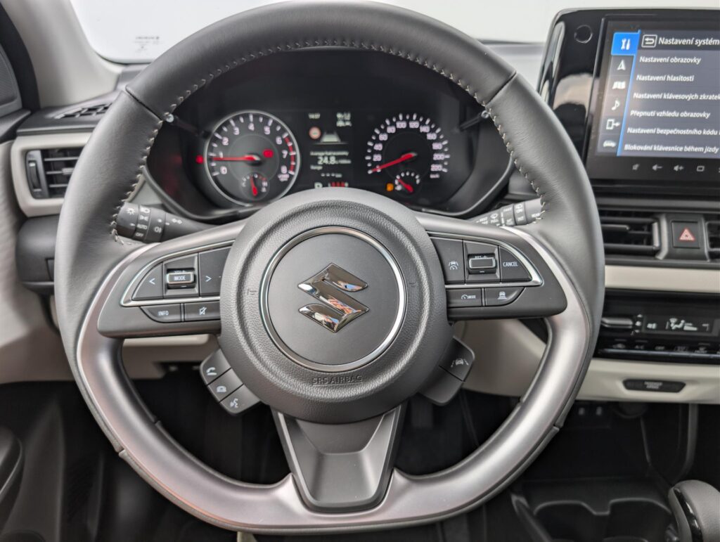 Suzuki Swift  PREMIUM 1.2 HYBRID M/T 4x2