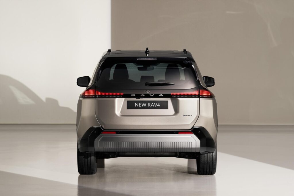 Toyota RAV4  2,5 HEV 4X4 STYLE
