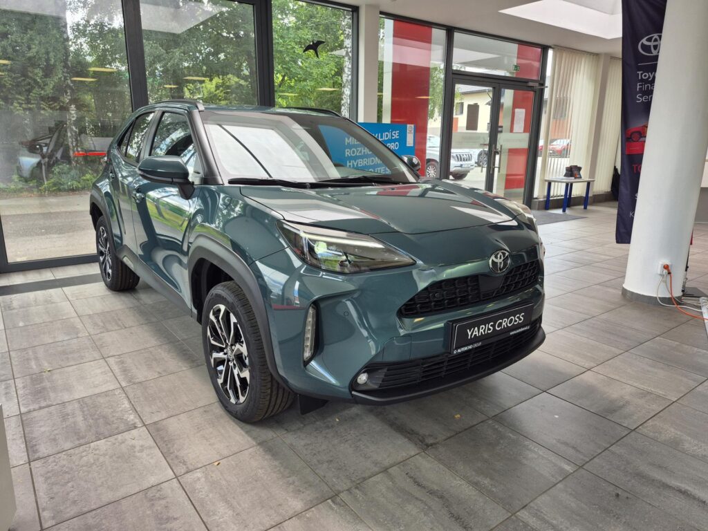 Toyota Yaris Cross  Style 1.5 Hybrid 115 (115 k)