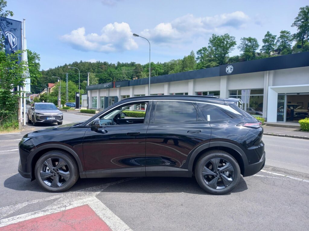 BAIC X55  ALL IN 1.5T 130kW 4×2 7DCT