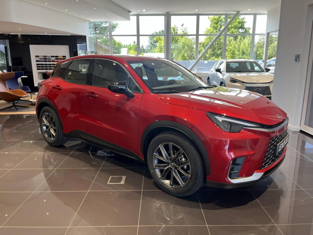 Lexus LBX  Elegant Tech