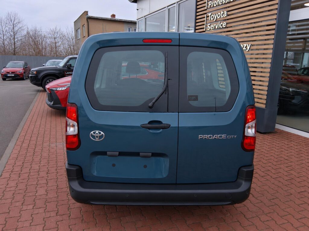 Toyota Proace City Verso  1,5 D 100K 6 MT COMBI